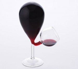 offbeat-wine-glassware-design